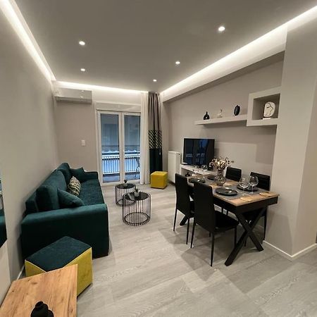 Luxury Apartment Near Acropolis Athena Bagian luar foto