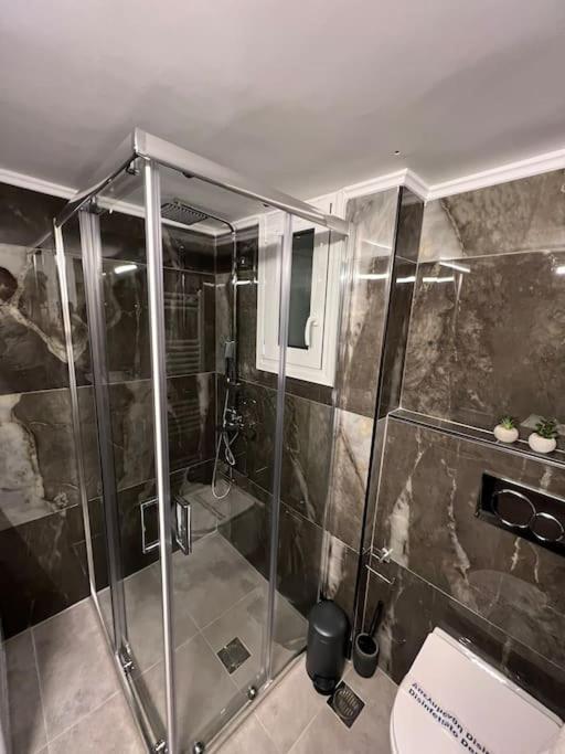 Luxury Apartment Near Acropolis Athena Bagian luar foto