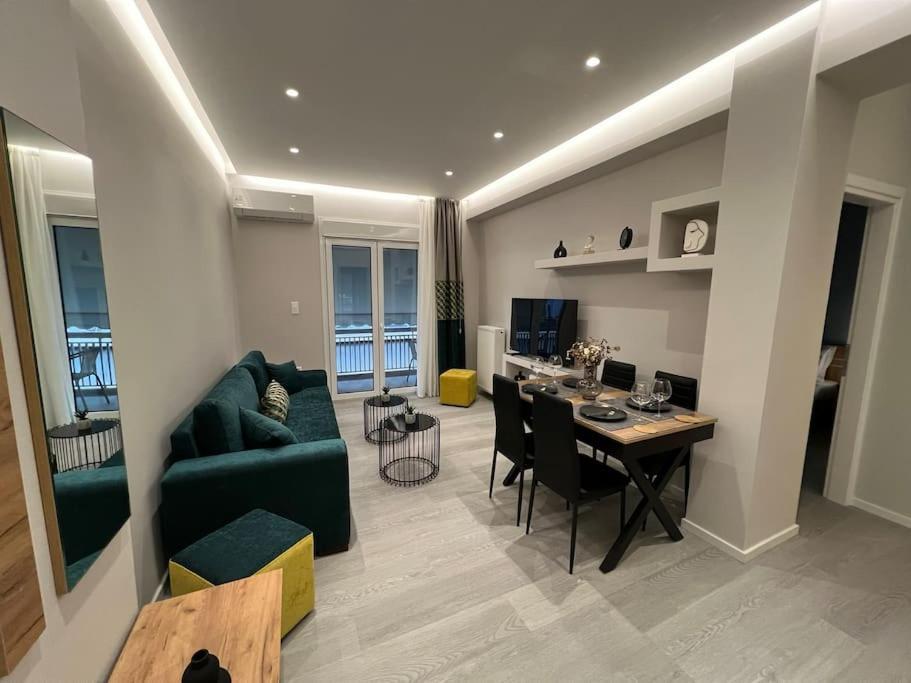 Luxury Apartment Near Acropolis Athena Bagian luar foto